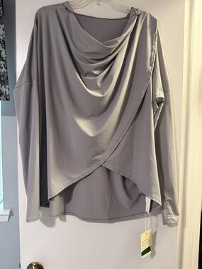 HALARA Light Gray Hooded Wrap Top
